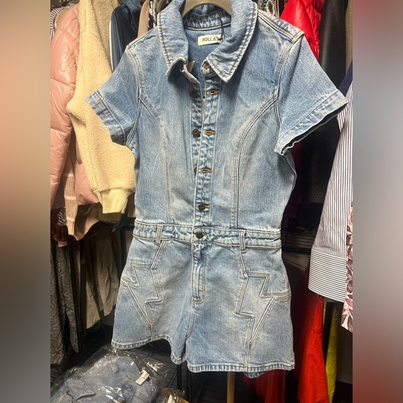 ROLLA'S X AC/DC LIGHT WASH LIGHTENING SHORT SLEEVE DENIM ROMPER NWT M /10 - Picture 5 of 6